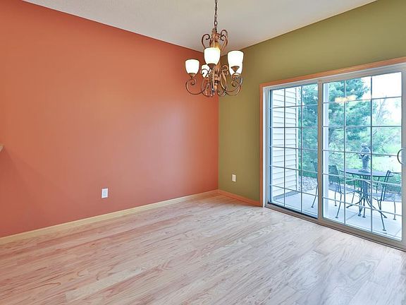 5th image of 4494 Rosemary Way Unit 10