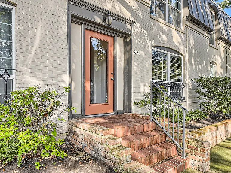 5226 Fleetwood Oaks Ave — Photo 26