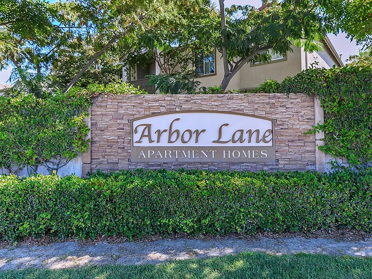 Arbor Lane Apartment Homes — Photo 9