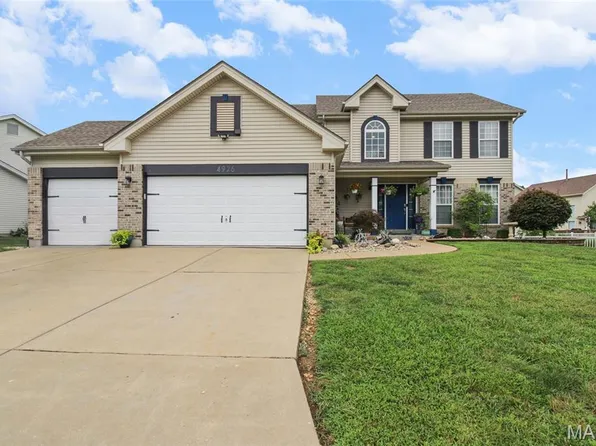 4926 Romaine Spring Dr, Fenton, MO 63026