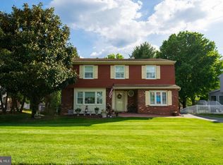 119 Woodstream Rd, Upper Chichester, PA 19061