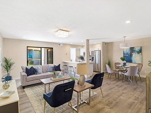 OPEN CONCEPT!