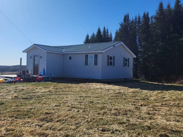 106 Old Houlton Road, Blaine, ME 04734