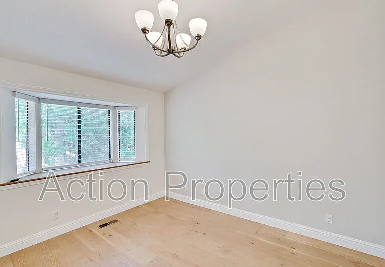 695 S Knickerbocker Dr #15 — Photo 15
