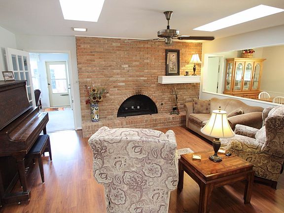 3rd image of 12620 High Meadow Dr