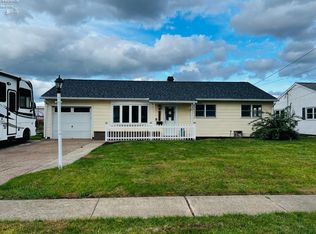 2715 N Bayview Ln, Sandusky, OH 44870