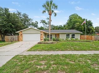 9303 Rolling Ridge Pl, Temple Terrace, FL 33637