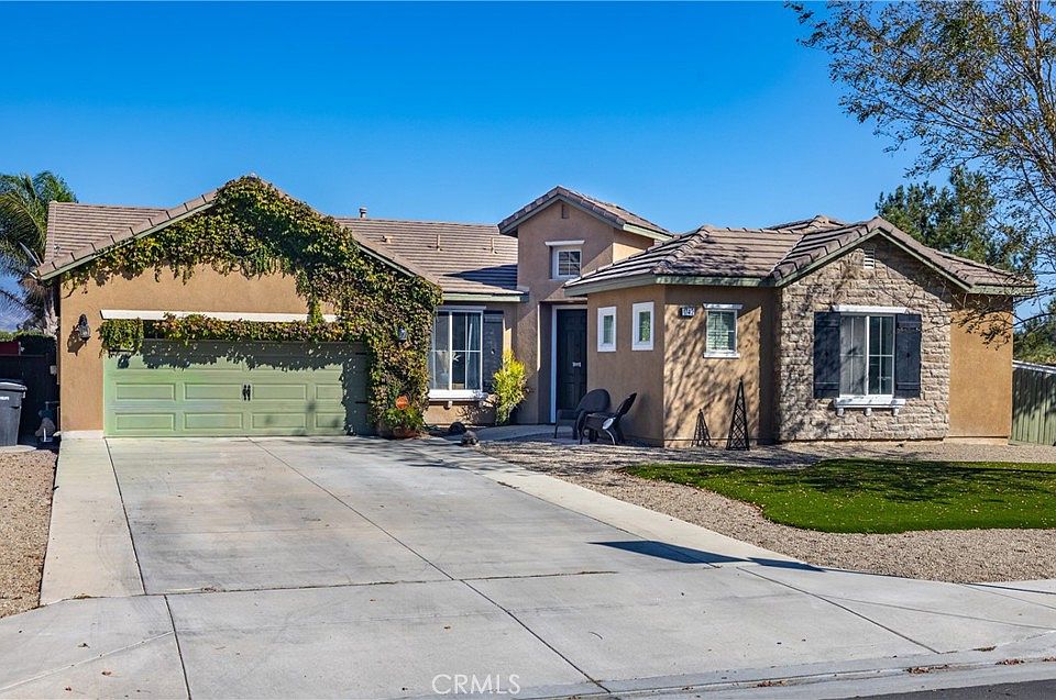 1st image of 1742 Caseros Dr