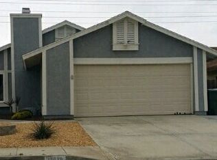 13878 Starshine Dr, Victorville, CA 92392