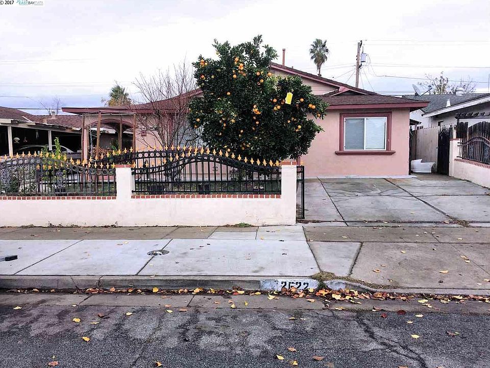 1st image of 2622 Aida Ave
