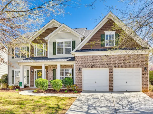 10123 Barrands Ln, Charlotte, NC 28278