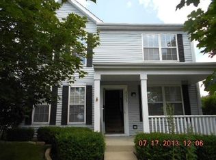 1111 Serendipity Dr, Aurora, IL 60504