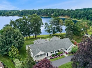 116 Locksley Rd, Lynnfield, MA 01940