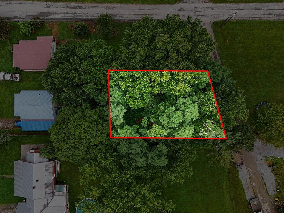 1st image of 0 Iris St E