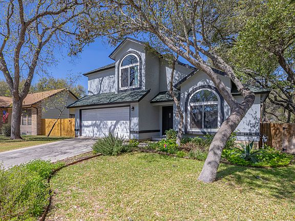 3rd image of 2607 Sky Dale Dr