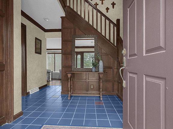 4th image of 4650 Granview Rd