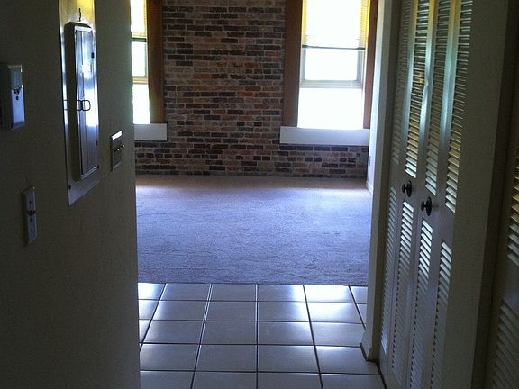 5th image of 2271 1st St APT 17