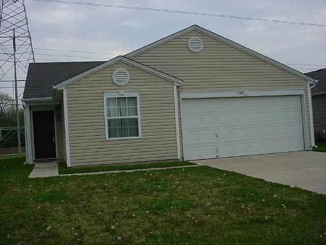 2nd image of 1743 N Poppy Dr