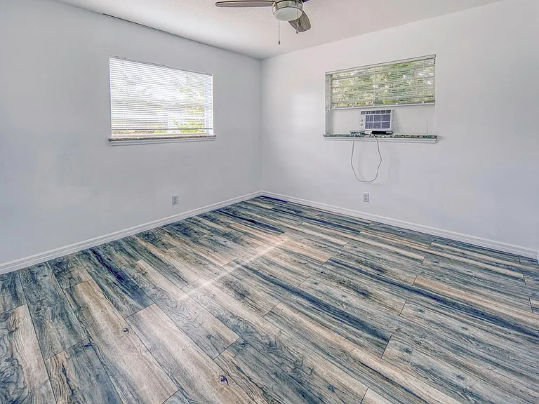 216 S Ocean Blvd #UPSTAIRS — Photo 9