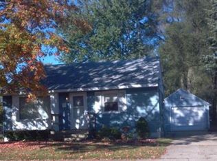 4625 Pinehurst Ave SW, Wyoming, MI 49548
