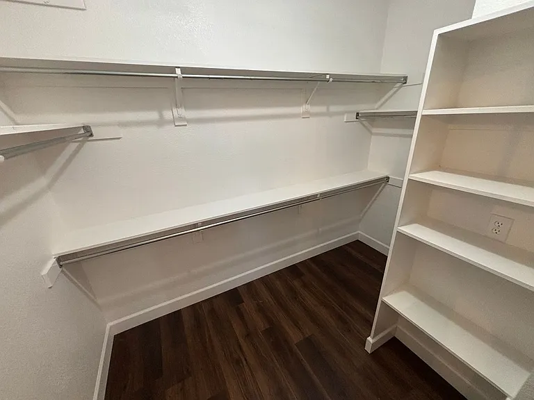 2316 London Dr — Photo 14