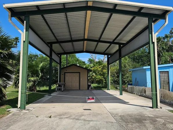 26 S Aztec Cove Dr, Los Fresnos, TX 78566