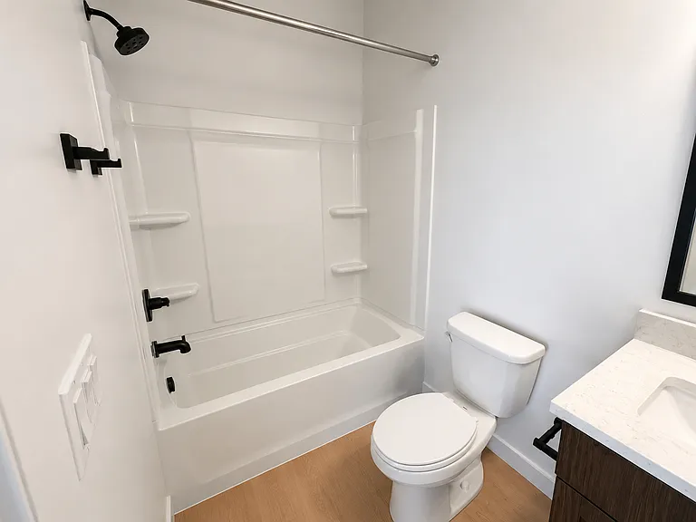 master bathroom 2
