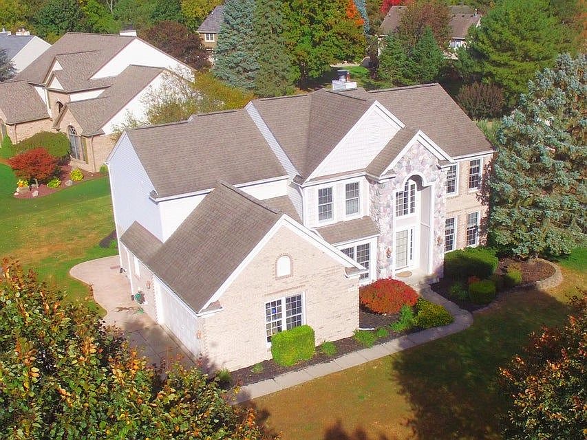 1st image of 47498 Fox Run Dr