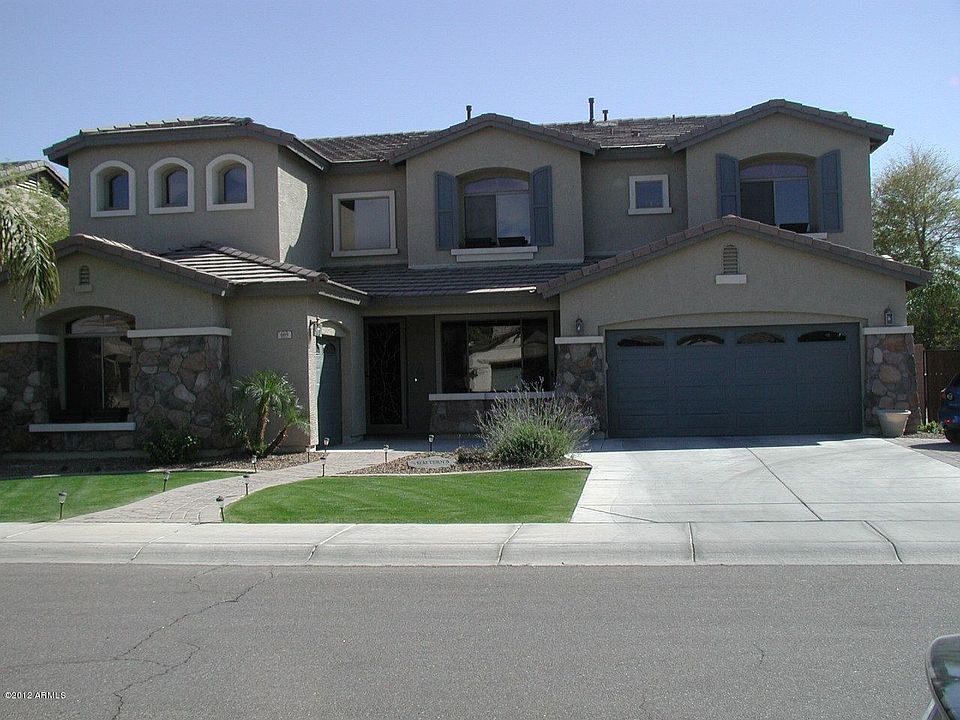 1st image of 669 E Benrich Ct