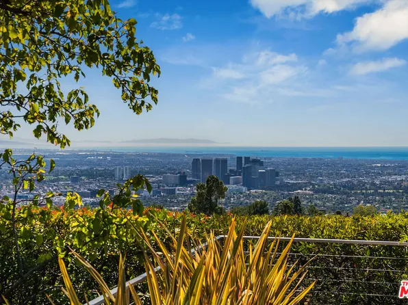 650 Endrino Pl, Beverly Hills, CA 90210