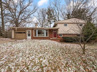 100 Thornbush Dr, West Lafayette, IN 47906