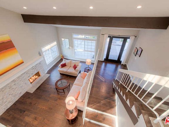 4th image of 4571 Poe Ave