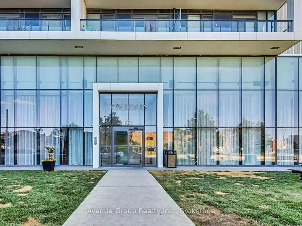 898 Portage Pkwy #2106, Vaughan, ON L4K 4Z4
