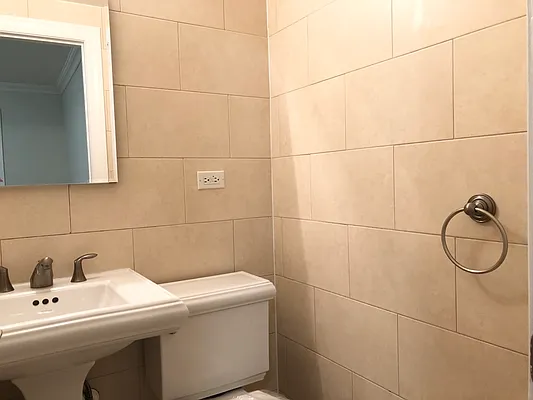 Rented by Stonehenge NYC LLC | media 12