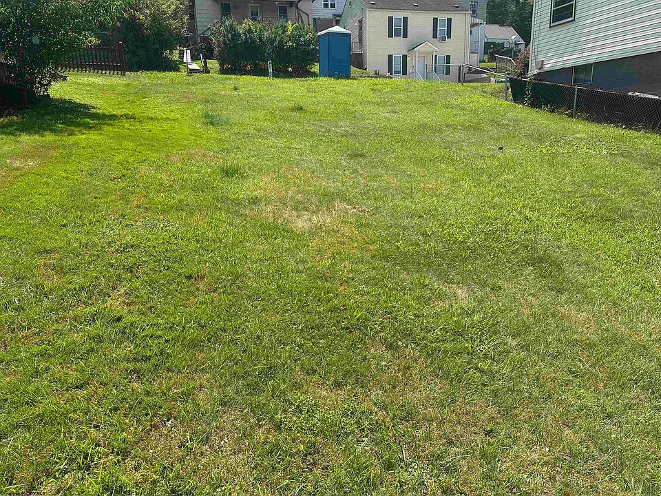1st image of 310 Simpson Ave