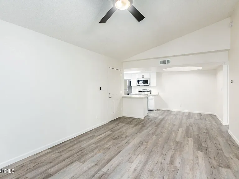 2855 S Extension Rd #212 — Photo 4
