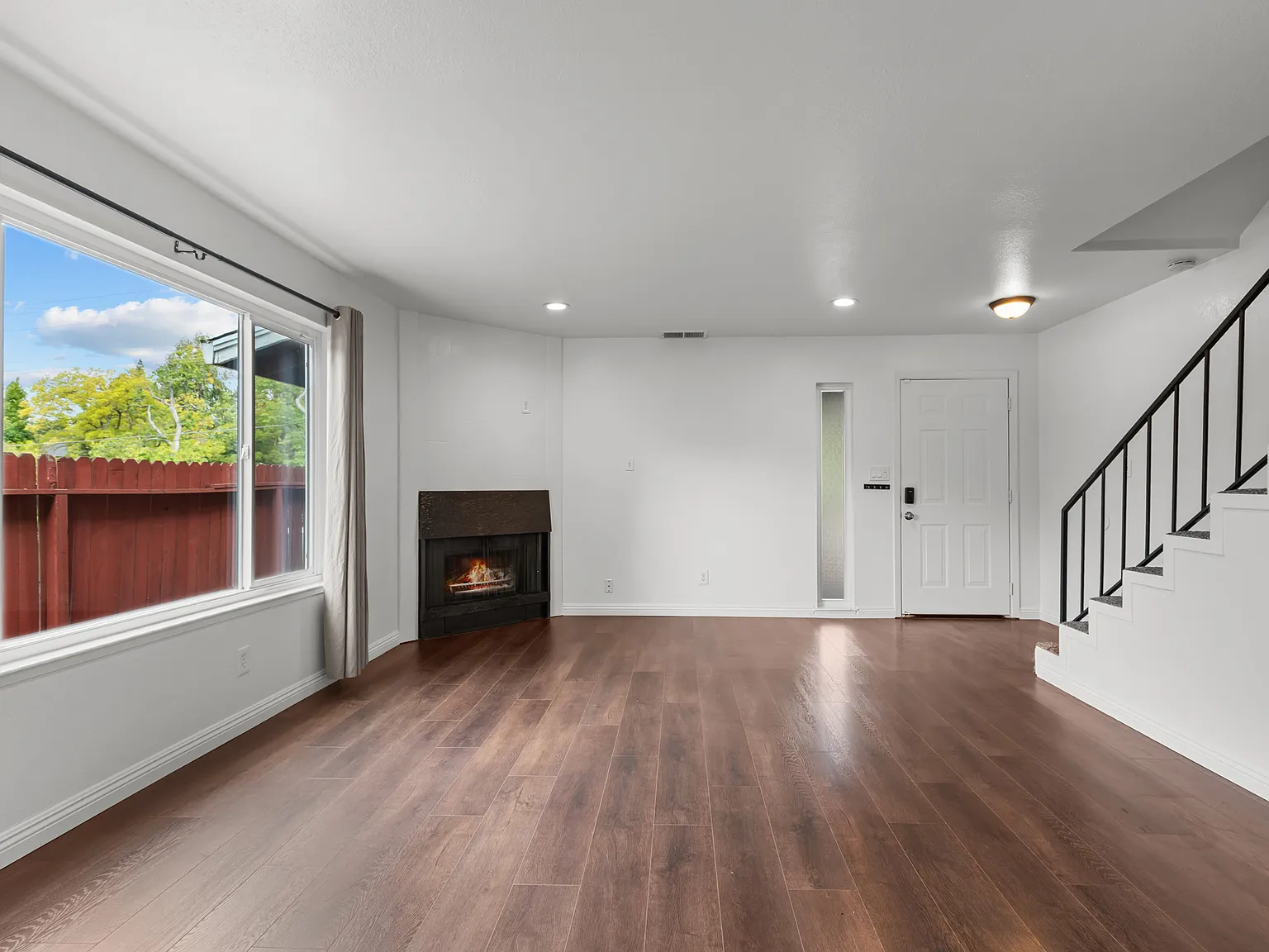 2400 Northrop Avenue - 1 — Photo 4