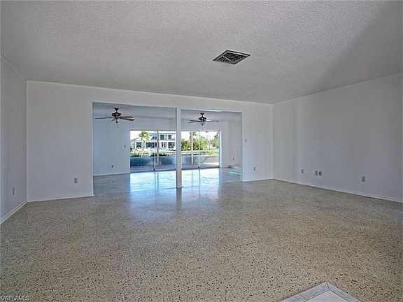 4th image of 6577 Sand Spur Ln