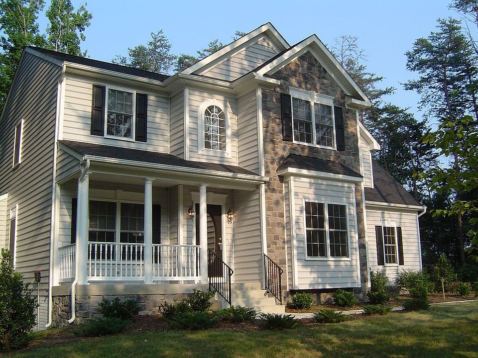 1st image of 123 Town & Country Dr