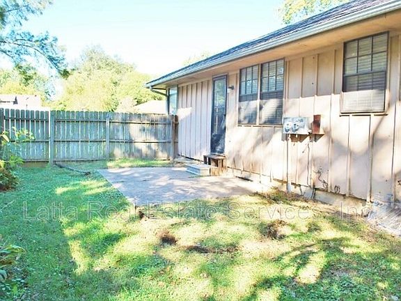 4th image of 5823 Kentucky Ave