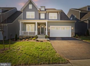 935 Warlander Dr SW, Leesburg, VA 20175