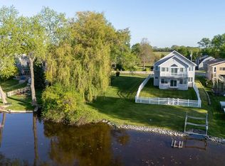 7427 WIND LAKE ROAD E E, Waterford, WI 53185