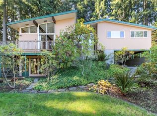 1060 Monterey Ln, Fircrest, WA 98466