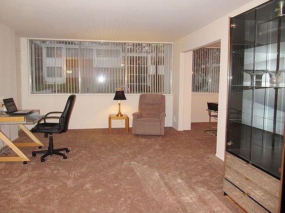 3rd image of 712 Colony Dr #712