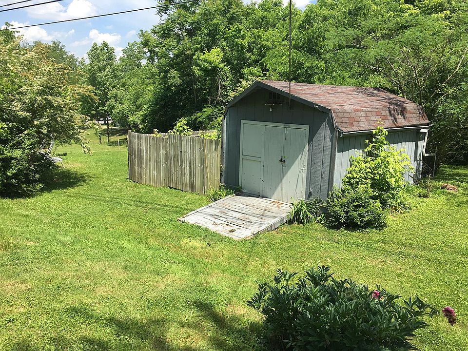2nd image of 168 Langford Rd