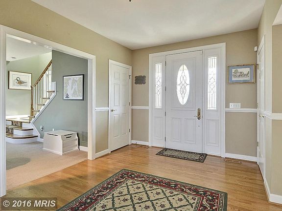 3rd image of 221 Prospect Bay Dr W
