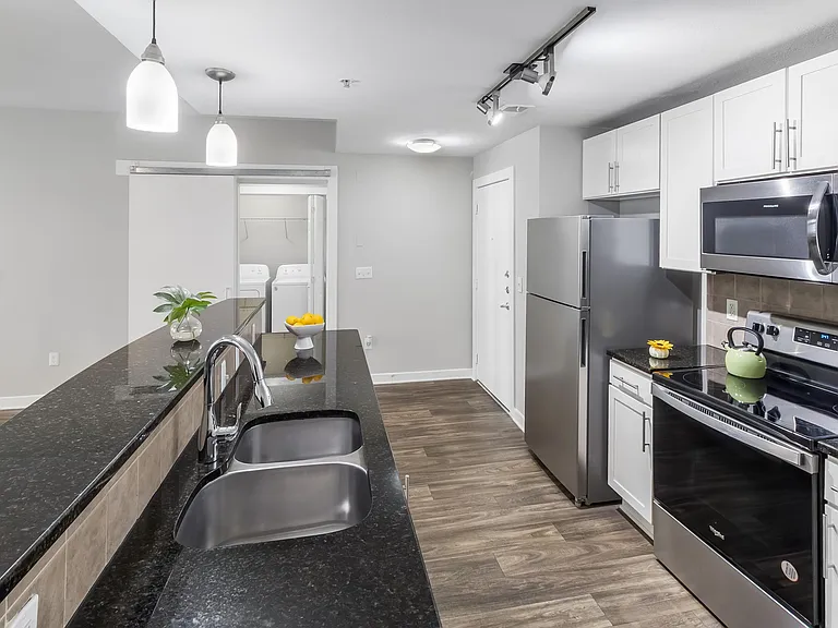 West Inman Lofts — Photo 21