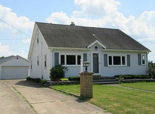 239 E 4th St, Waterford, PA 16441