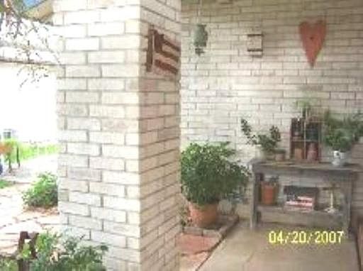 3rd image of 121 DE VACA DR