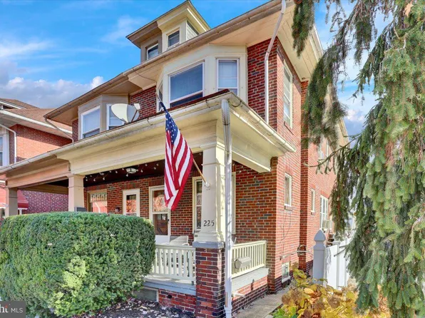 225 S 3rd Ave, West Reading, PA 19611